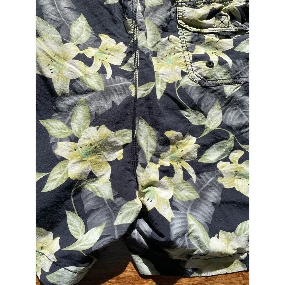Tommy Bahama‎ Relax Est 1993 Floral Swim Shorts Size XL